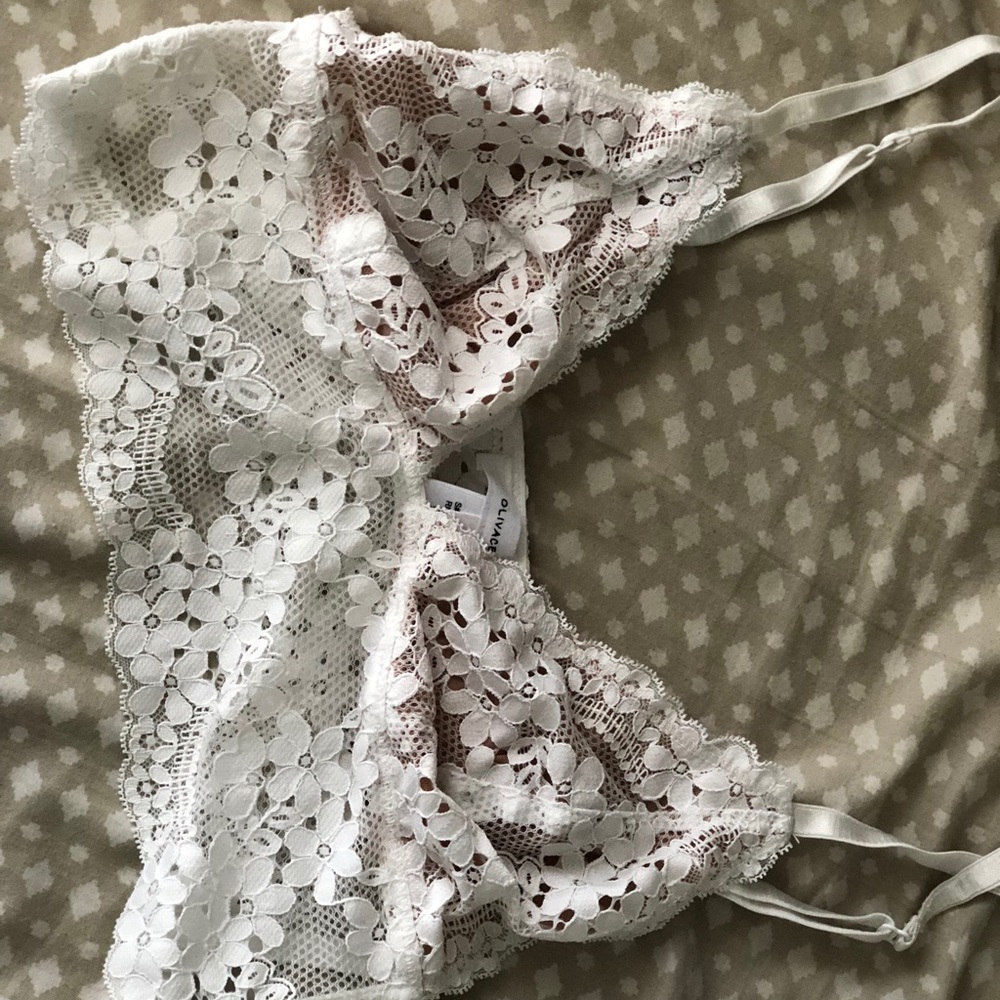 White lace bralette